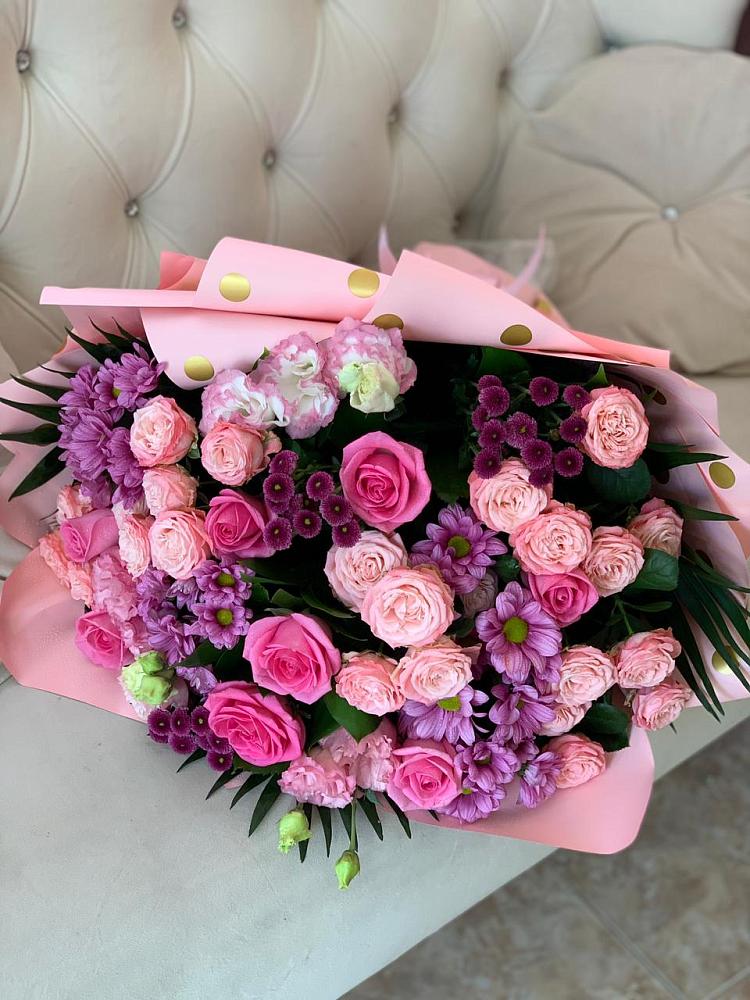 Букет цветов из: Хризантемы, Розы и Лизиантусы в Краснозоринском