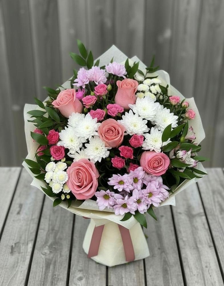 Букет цветов из: Альстромерии, Гвоздики, Розы и Хризантемы в Краснозоринском