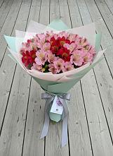 Букет цветов из:  Альстромерии #REPLACE_PRED# Краснозоринском