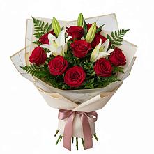 Букет цветов из:  Лилии и Розы в Краснозоринском