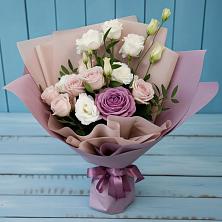 Букет цветов из:  Розы и Лизиантусы в Краснозоринском