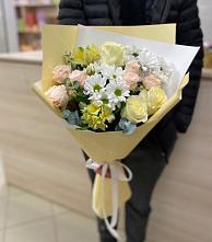 Букет цветов из:  Альстромерии, Розы и Хризантемы в Краснозоринском
