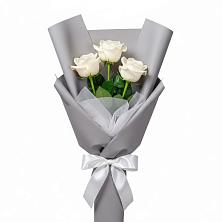 Букет 3 белые розы в Краснозоринском