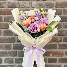 Букет цветов из:  Лизиантусы и Розы #REPLACE_PRED# Краснозоринском