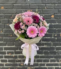 Букет цветов из:  Герберы и Хризантемы в Краснозоринском