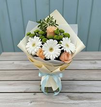 Букет цветов из:  Герберы, Розы и Хризантемы в Краснозоринском