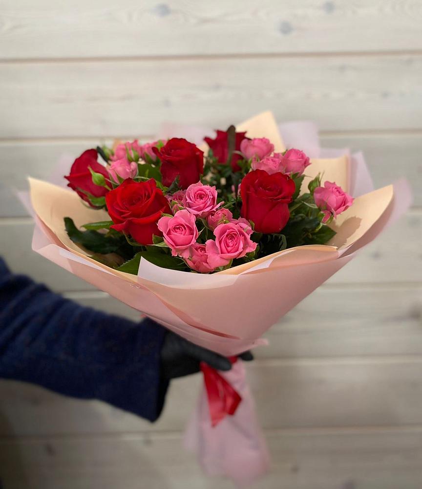 Букет цветов из: Розы в Краснозоринском