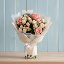 Букет цветов из:  Розы в Краснозоринском
