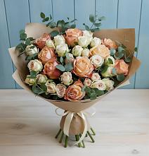 Букет цветов из:  Альстромерии и Розы в Краснозоринском