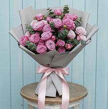 Букет цветов из:  Розы в Краснозоринском